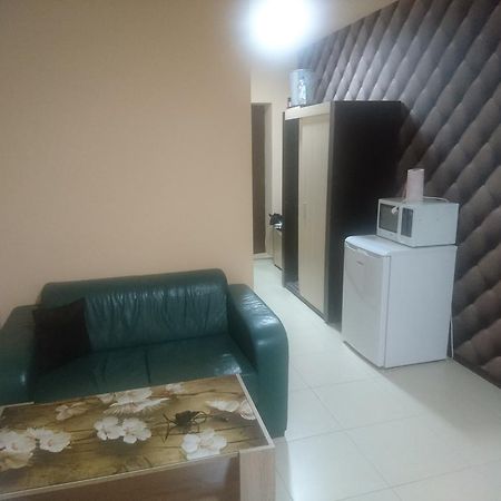 Studio Iren Apartamento Pleven Exterior foto